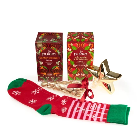 59-zestaw-prezentowy-herbata-pukka-winter-warmer-i-wild-apple-skarpetki-swiateczne-czekoladki-w-polewie-bombka-gwiazdka-b.webp