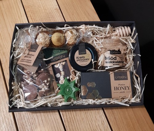 Przejdź do produktu Zestawy prezentowe z miodem 4