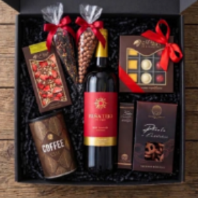 zestaw-wino-praliny-1.png