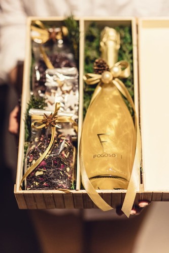 Przejdź do produktu Wino w drewnianej skrzynce - przykład